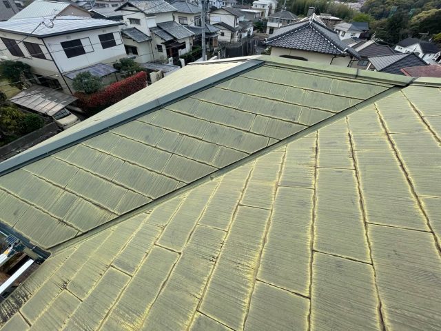 糟屋郡志免町でアスベスト含有の屋根材「フルベスト」の調査。カバー工事による修理を検討！