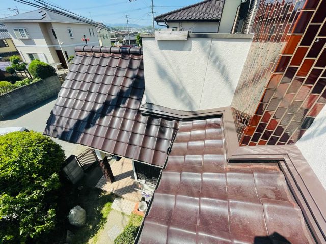 糟屋郡須惠町にてベランダ周りの瓦屋根の点検