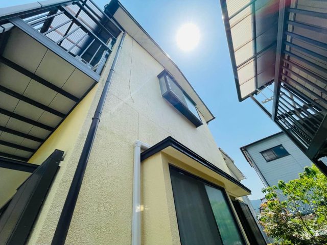 宇美町で雨漏り調査を実施した外壁