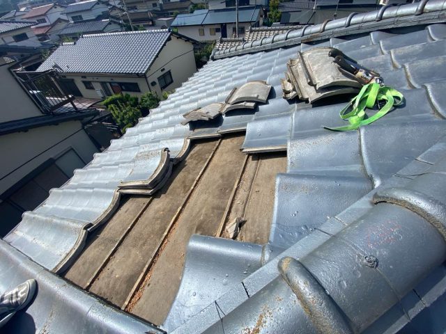 宇美町の葺き直し工事で見えてきた劣化したルーフィング