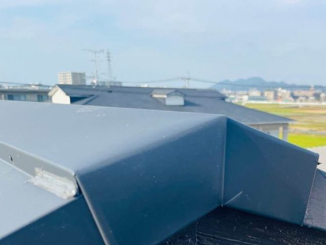 糸島市できれいになった棟板金端部