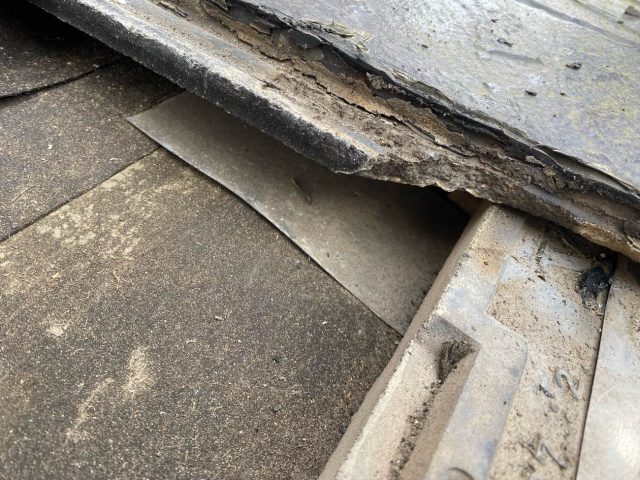 福岡市西区でセメント瓦を剥がした屋根