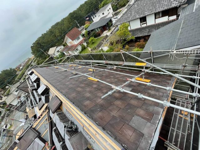 糸島市でルーガ鉄平の施工が進む様子