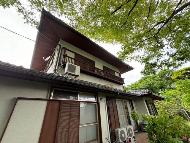 福岡市中央区で調査を依頼された瓦屋根の戸建て