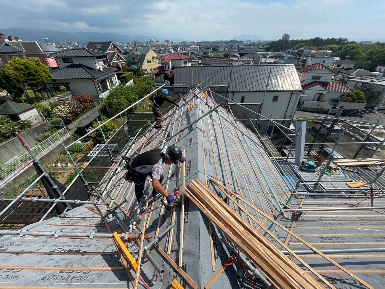 糸島市外壁塗装工事、屋根葺き替え工事、福岡市屋根工事、雨漏り、屋根リフォーム