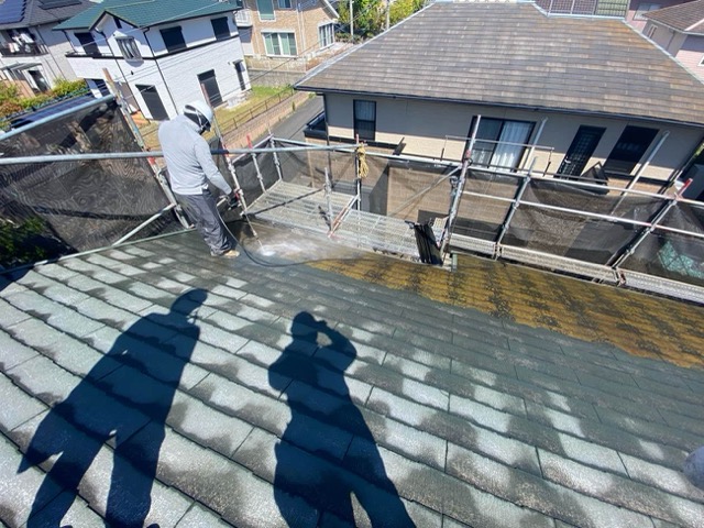 城南区の屋根カバー工法、洗浄