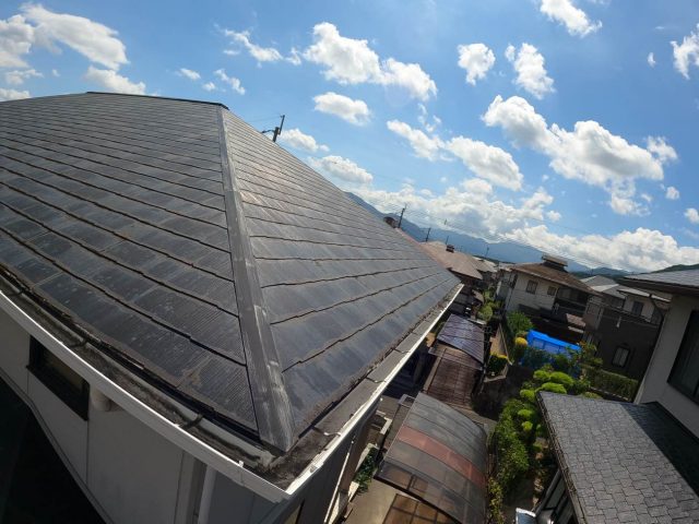 福岡市西区の棟板金が傷んだ屋根