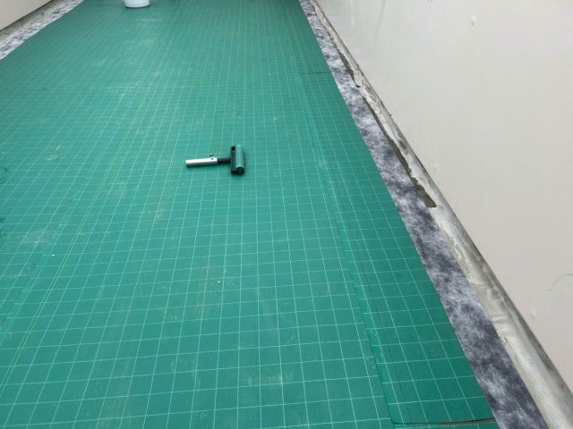 糸島市にて通気緩衝シートの敷設