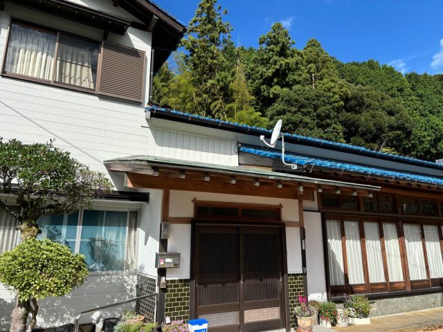 糟屋郡篠栗町にて「瓦を葺き替えたい」苔と藻、剥がれが目立つ古屋根を調査