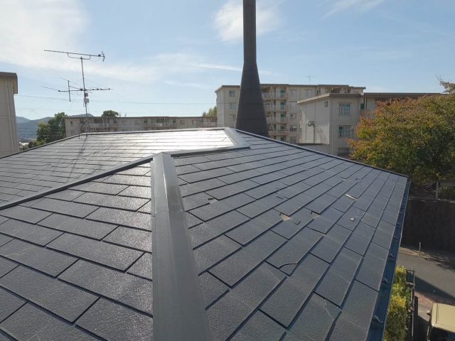 志免町にて10年前にメンテナンスしたコロニアル屋根を調査。ガルバリウムに葺き替え提案