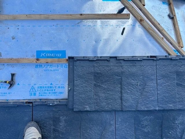 福岡市東区の屋根葺き替え工事、ルーガ鉄平施工