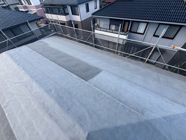 福岡市西区で防水紙を敷いた屋根