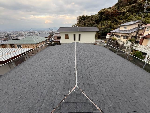 福岡市南区にて雨漏りした古い瓦屋根を軽量・高耐久・長寿命のアスファルトシングル材で一新