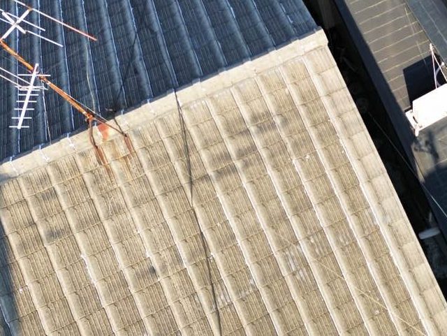 福岡市南区の塗膜が劣化している屋根のスレート