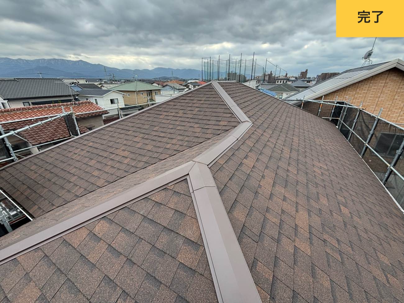 糸島市高田物件、カバー工法、屋根の劣化、苔