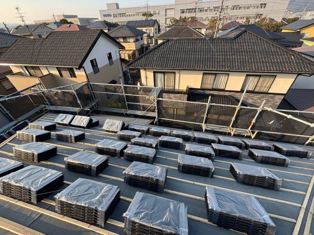 糸島市でカバー工事に使用されるルーガ鉄平