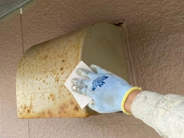 福岡市西区の換気フードのケレン作業