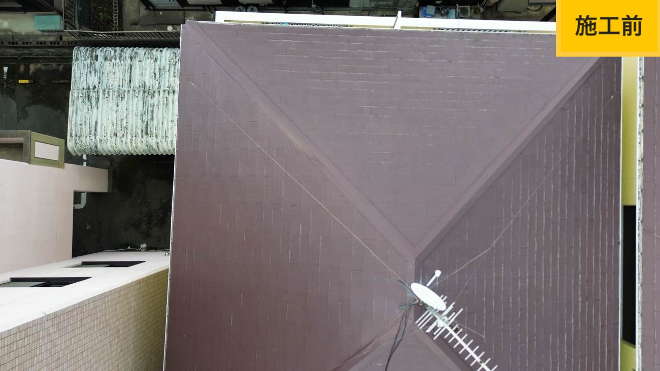 福岡市アパートの屋根工事、屋根カバー工法施工前