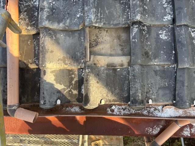 福岡市西区の劣化した屋根瓦