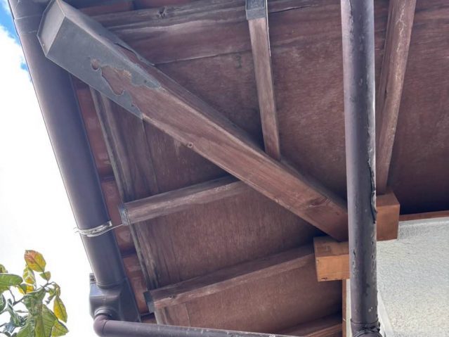 福岡市早良区で劣化した軒