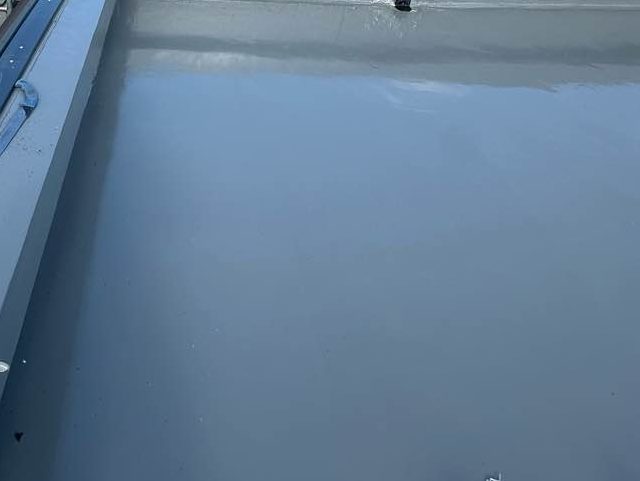 福岡市西区のウレタン塗膜防水施工後の表面