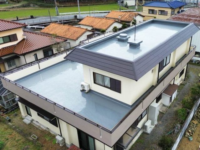 福岡市西区のウレタン防水工事を済ませた住宅