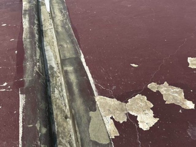 筑紫野市の防水機能が低下した屋根