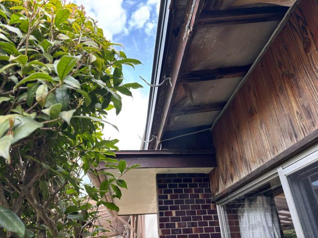 志免町で瓦屋根を点検