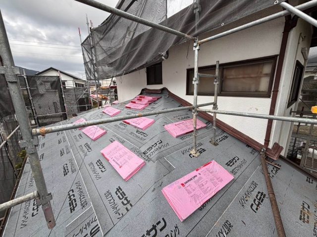 福岡市早良区の葺き替えで施工した防水紙