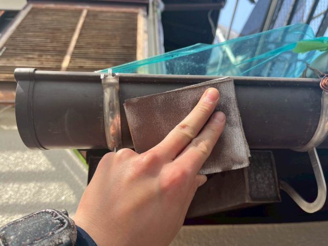 福岡市早良区の雨樋のケレン