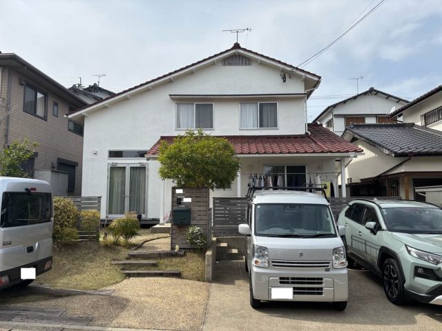 太宰府市にて築48年のモルタル外壁とセメント瓦屋根の調査およびメンテナンス提案