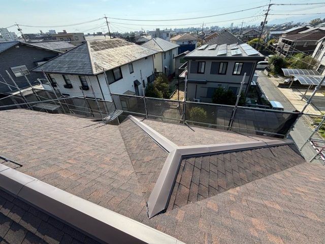 福岡市博多区でカバー工法によるリフォームを終えた屋根