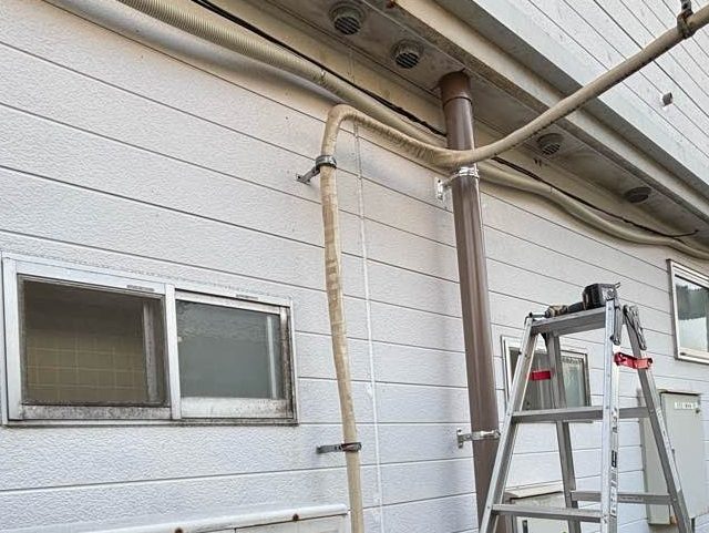 大牟田市｜工場の雨樋を全面交換！排水性能が大幅に向上しオーバーフローを予防