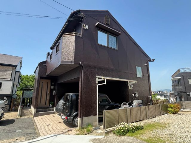 【福岡市南区】スレート屋根の経年劣化と腐食が発覚、カバー工事が必要な状態に