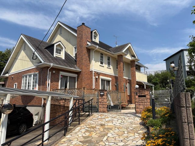 【粕屋町】スレート屋根の調査｜塗装かカバー工法か？劣化状況から考える最適なリフォーム提案