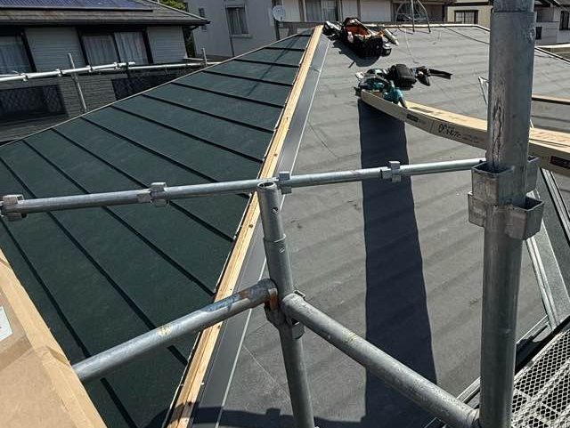 小郡市でスーパーガルテクトの施工