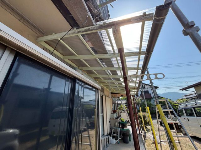 新宮町で交換した透明樹脂波板