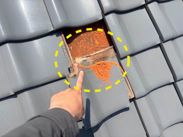 糸島市の屋根調査、瓦の劣化