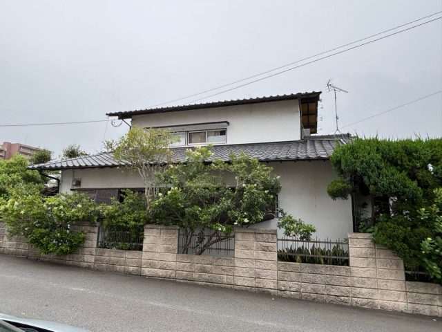 博多区で葺き替えによる雨漏り修理を実施した戸建て