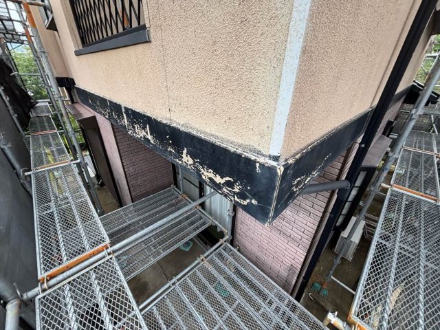 小郡市の劣化した幕板