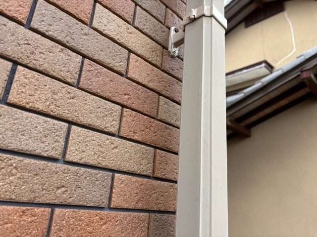 宗像市で補修を終えた雨樋金具