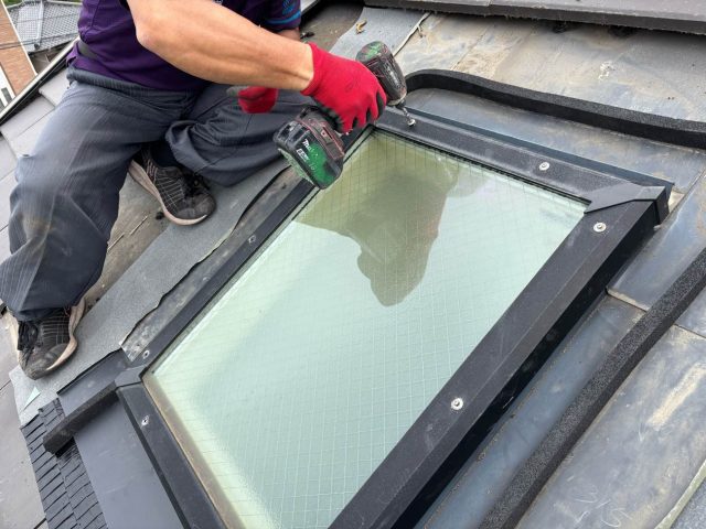 宗像市の天窓周囲の補修