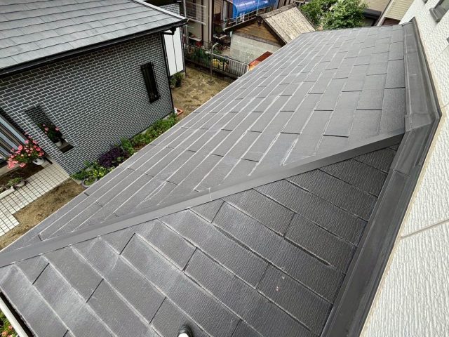 志免町で屋根調査で見つかったスレートの劣化