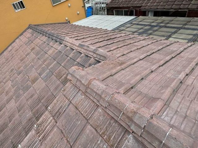 福岡市西区の葺き替え前の劣化した屋根