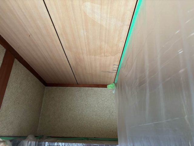 福岡市南区のアパート室内の雨漏り