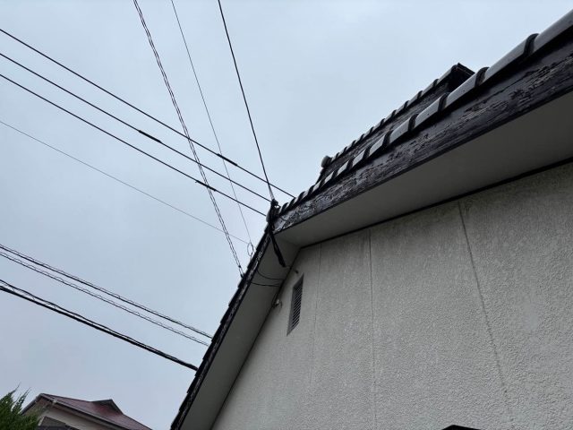 福岡市東区で劣化が見つかった破風板