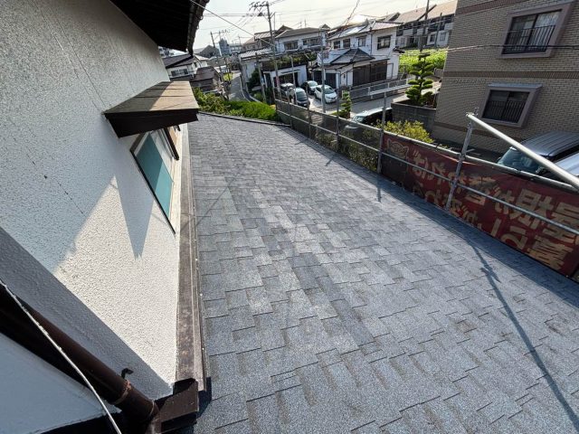 福岡市博多区｜雨漏り屋根を葺き替え！オークリッジスーパー（ハーバーブルー）で防水性と耐久性を大幅向上