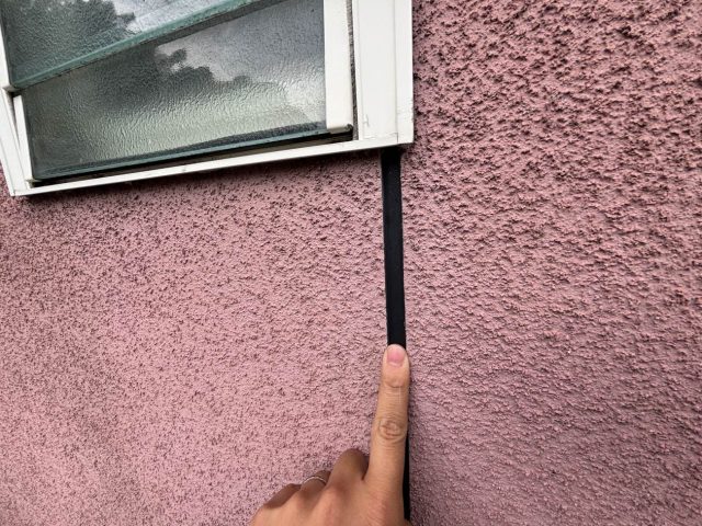 筑紫野市の外壁コーキングの劣化を指摘