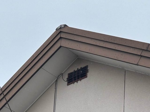 福岡市西区で調査した屋根の板金部分