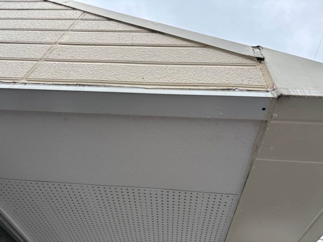 福岡市南区の雨漏りした接骨院の建物